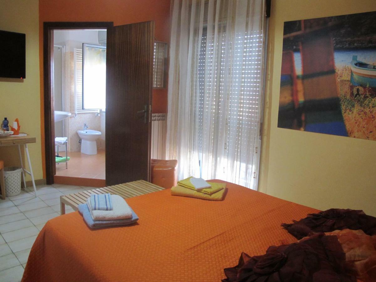 La Casa Del Nonno Bed & Breakfast Милацо Екстериор снимка